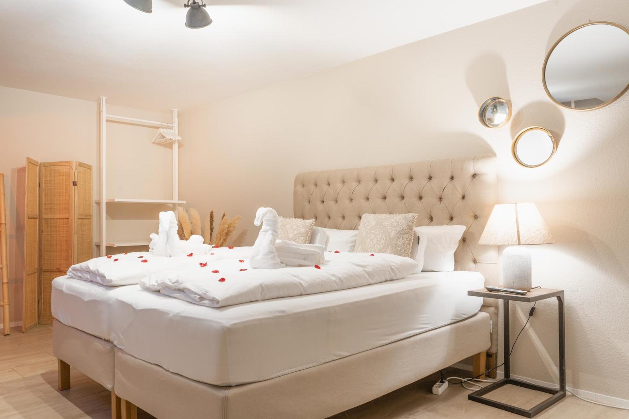 Seeblick-Oase Istayunixi Seenaehe-Sauna-Balkon-Netflix-Parkplatz Ohningen Exterior foto