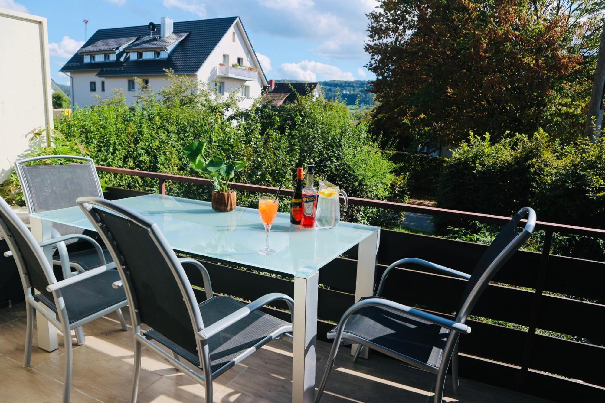 Seeblick-Oase Istayunixi Seenaehe-Sauna-Balkon-Netflix-Parkplatz Ohningen Exterior foto